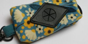 etui na kupoworki (wzór łąka)